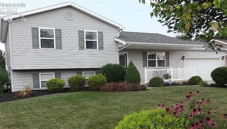 1st image of 31 N Cedar Ct