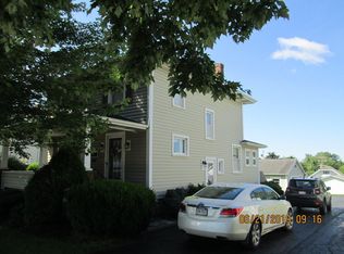 1611 Pulaski Rd, New Castle, PA 16105