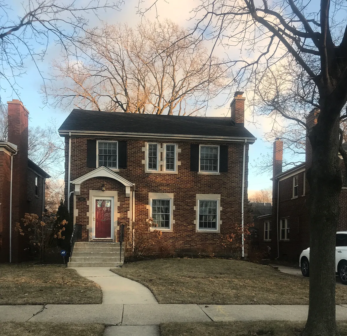 6281 N Knox Ave photo 1