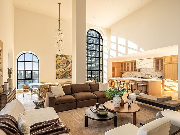 2nd image of 100 Barclay St #Penthouse