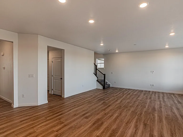 24325 E Ada Pl — Photo 16