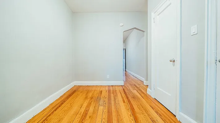 Rented by Nooklyn NYC LLC | media 16