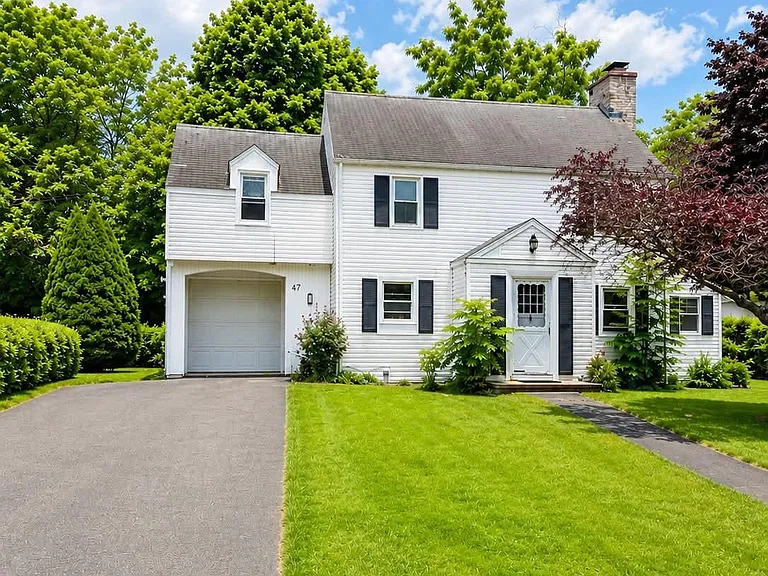47 Ondaora Pkwy — Photo 1