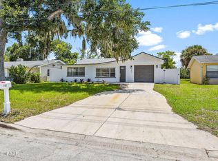 752 Colfax Dr, Daytona Beach, FL 32114