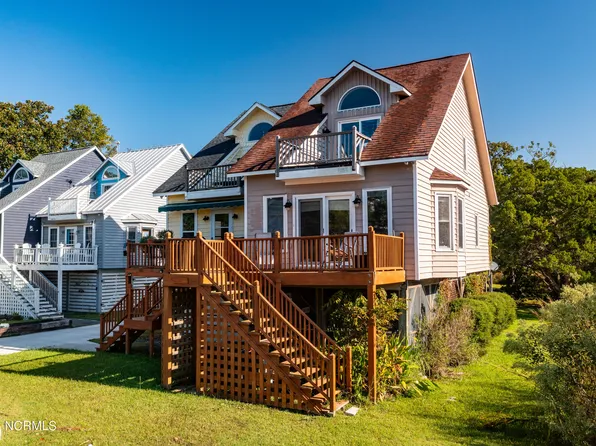302 Main Street # A, Oriental, NC 28571