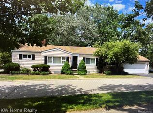 328 N Hiel St, Rochester, MI 48307