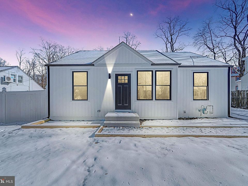 1st image of 23 Carolina Ave