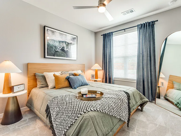 Lenox Sienna | Apartments & Townhomes — Photo 6