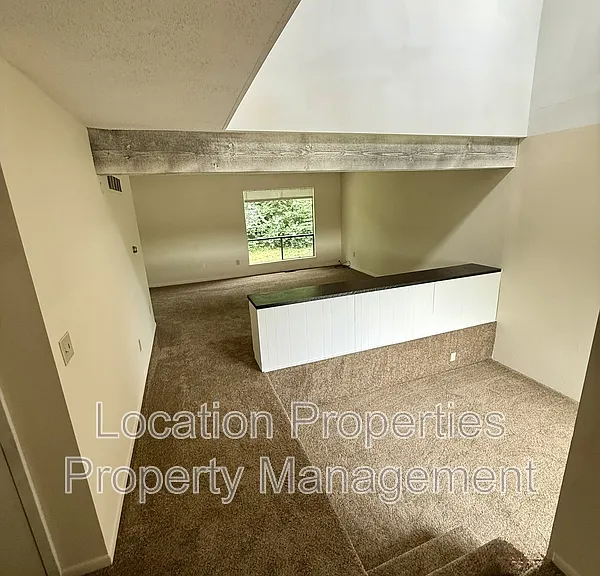 3420 Augusta Dr #1 — Photo 5