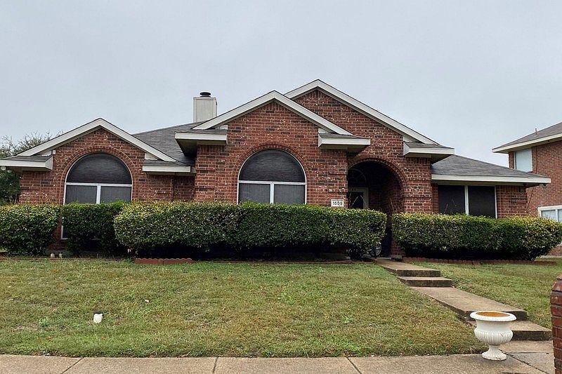 1st image of 1509 Warwick Dr