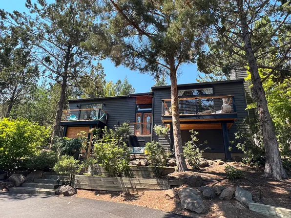 636 Silver Buckle Rd, Bend, OR 97703
