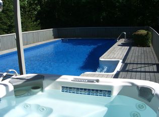 20 Windwood Ct, Westhampton, NY 11977