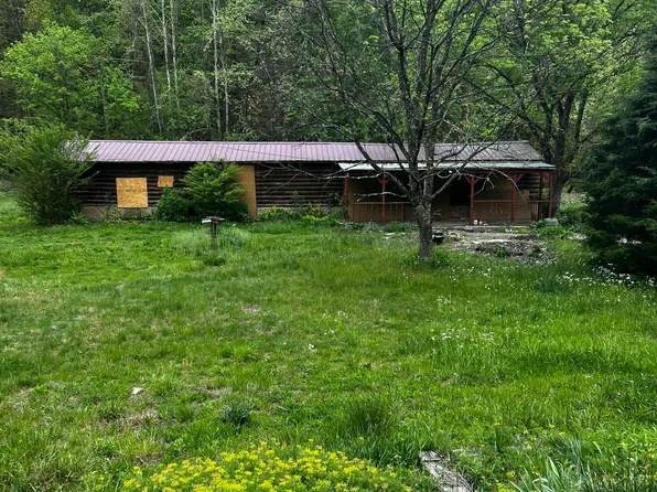 628 Cash Hollow Rd, Johnson City, TN 37601