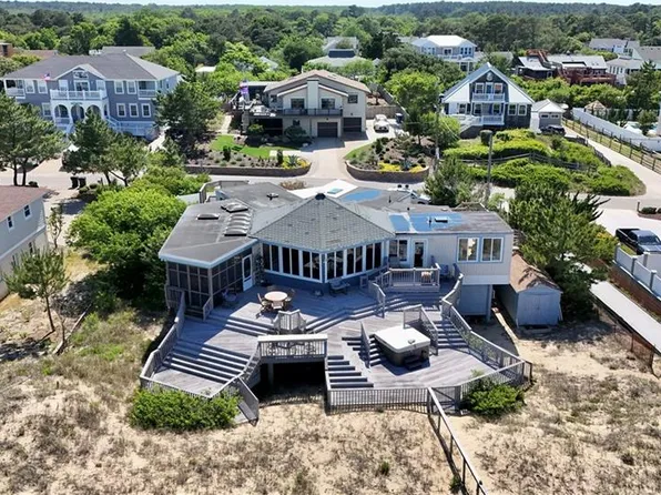 2228 Sandfiddler Rd, Virginia Beach, VA 23456