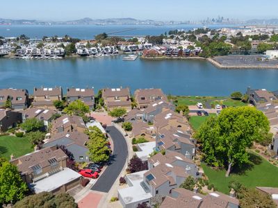 553 Kings Road, Alameda, CA, 94501