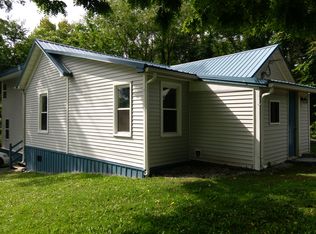 208 Maple St, Lewisburg, WV 24901