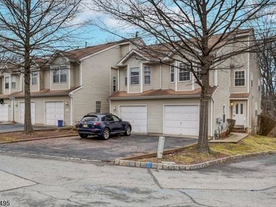 1160 Oakcroft Ln, Somerset, NJ, 08873