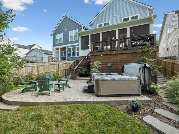 1906A Hutton Dr, Nashville, TN 37210