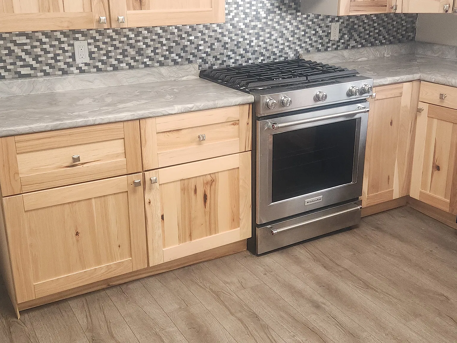 2 bed, 1.5 bath, 1410 sqft, $1,200 — Photo 3