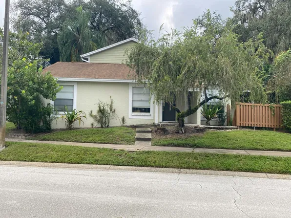 14729 Morning Dr, Lutz, FL 33559