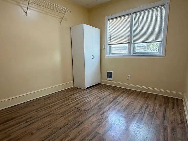 6435 Market St #1 — Photo 11
