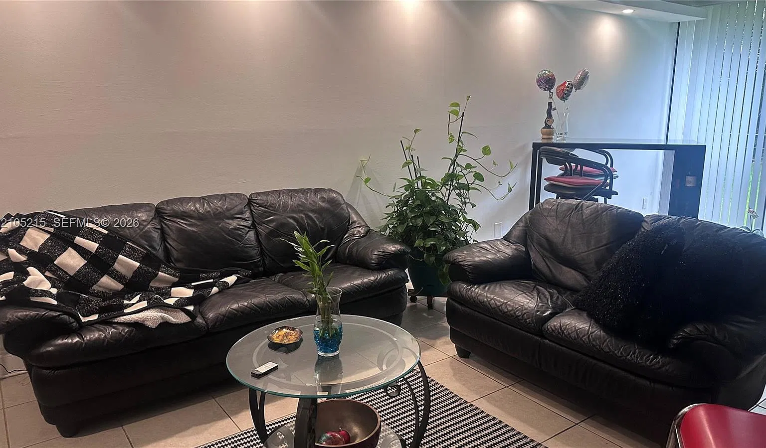 2 bed, 2.0 bath, $2,200 — Photo 3