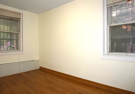 3rd image of 22-16 47th St #1R