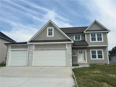 2372 NE Colonnade Ave, Grain Valley, MO, 64014