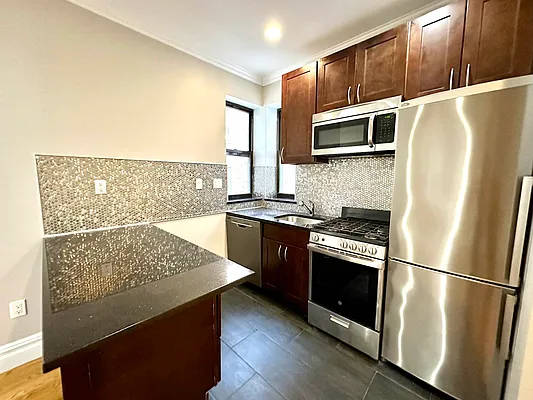 Rented by EXR | media 4