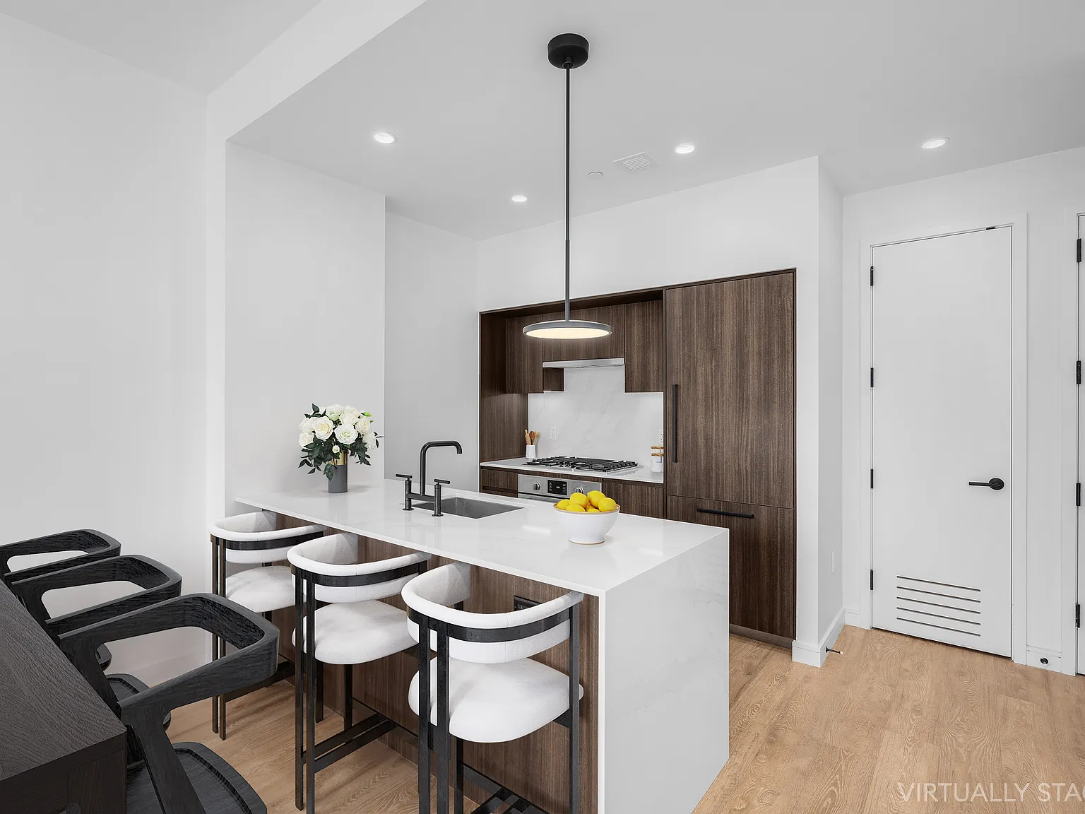 111 Varick Street — Photo 2