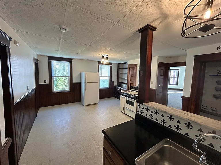 31 Chrome St #3 — Photo 10