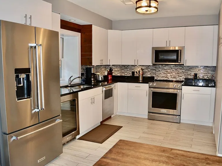 1117 Broad St #T2 — Photo 5