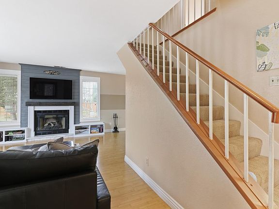 4th image of 2121 Doxey Dr