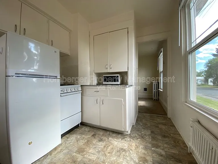 1432 W Knox Ave #1 — Photo 3