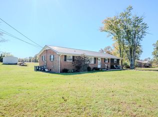 729 Weakley Creek Rd, Lawrenceburg, TN 38464