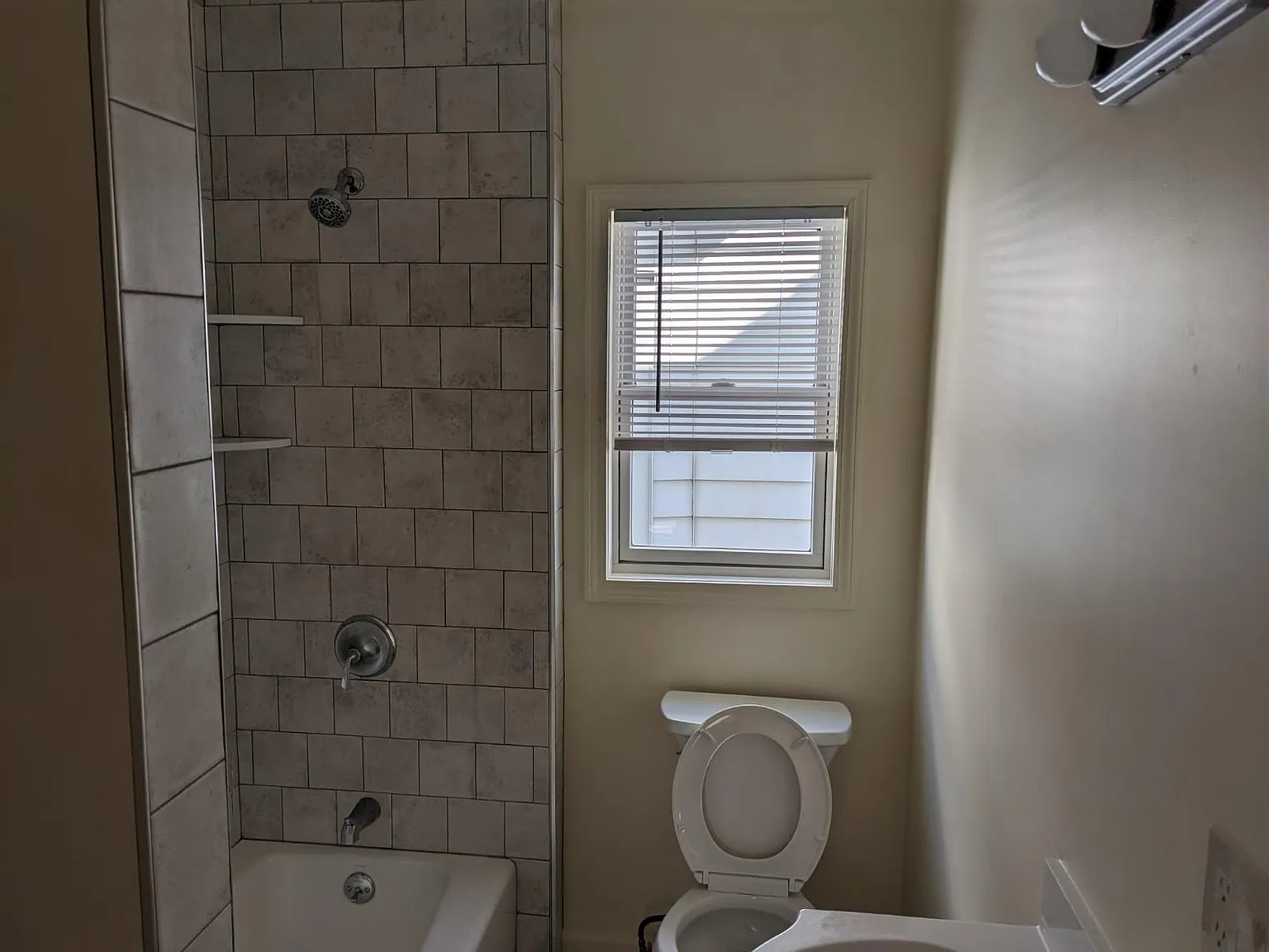 9 Gould Ave — Photo 2