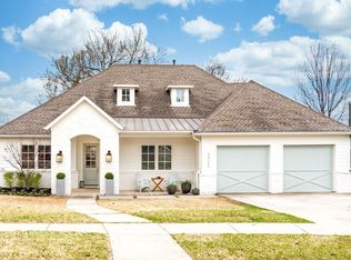 3926 Rochelle Dr, Dallas, TX 75220