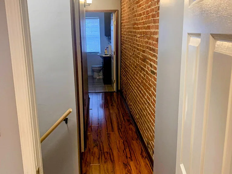 1029 W Cross St #1029 — Photo 17