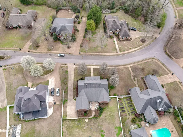 106 Carlton Place Dr, Vicksburg, MS 39180