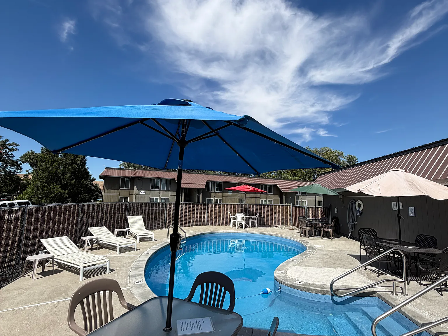 2 bed, 1.5 bath, $1,450 — Photo 2