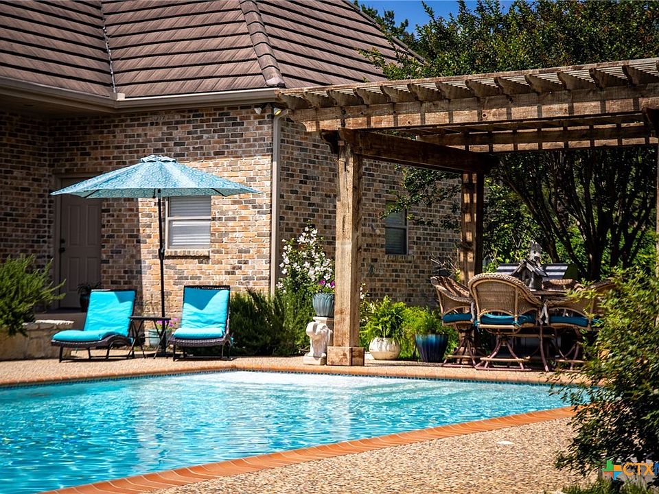 1st image of 21419 Forest Waters Cir