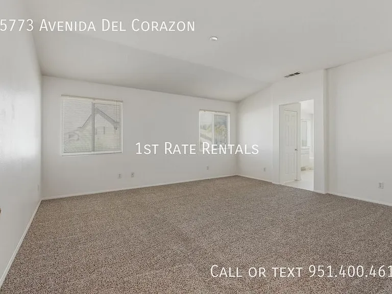 15773 Avenida Del Corazon — Photo 10