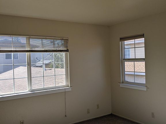 5th image of 544 E Evelyn Ave