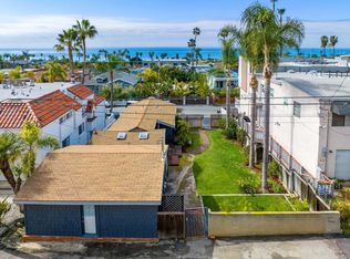 2121-23 Montgomery Ave, Cardiff, CA 92007
