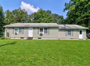 2239 Moonshine Rd, Aurora, NY 13026