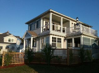 4 Q St, Hull, MA 02045