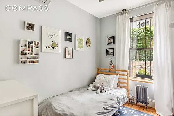 Sold by Compass | media 23