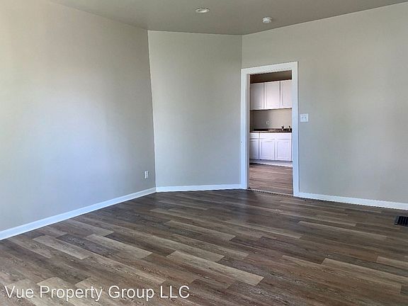 2nd image of 317 E Washington St #1