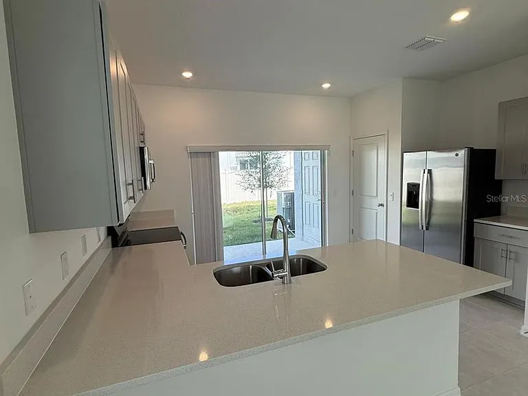 3240 Skyline Loop — Photo 10