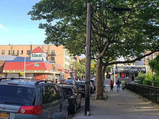 Rented by Signature Property Realty | media 36